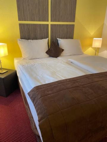 Hotel Germania โคโลญ ภายนอก รูปภาพ